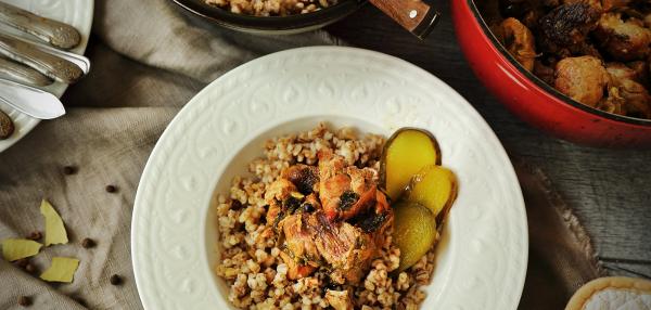 Karjalanpaisti padassa