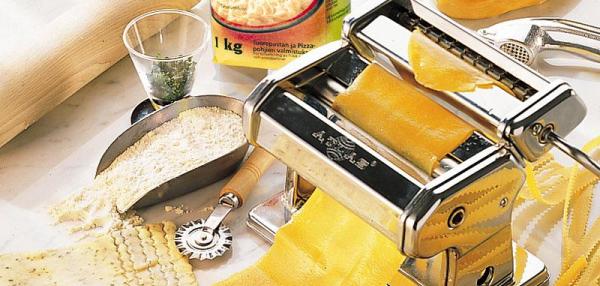 Kotitekoinen pasta