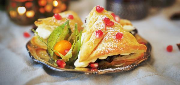 Lehtevät joulukuuset mascarponemoussella