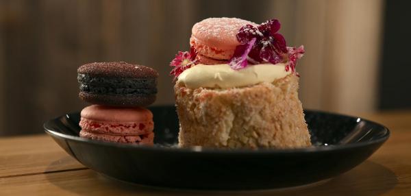 Macarons-kääretorttuleivokset