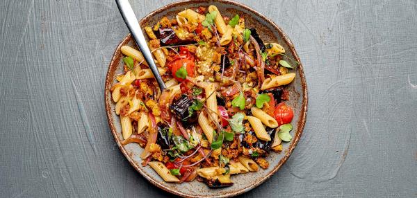 Munakoiso-tomaattipenne