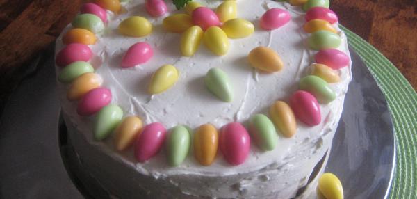 Pääsiäisen Täytekakku