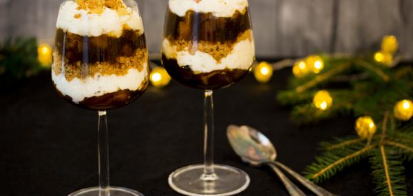 Riisipuuro-sekahedelmäkiisseli-trifle