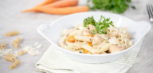 Satokauden broileripasta