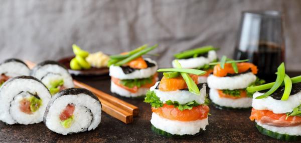 Sushi stack, kerrossushit