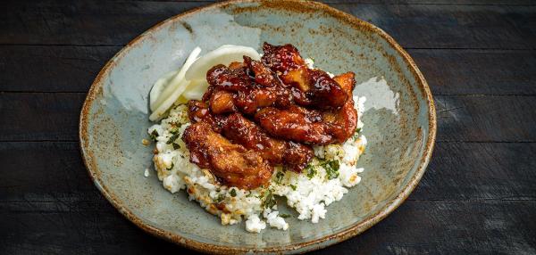 Teriyaki kanaa ja retikkapikkeliä