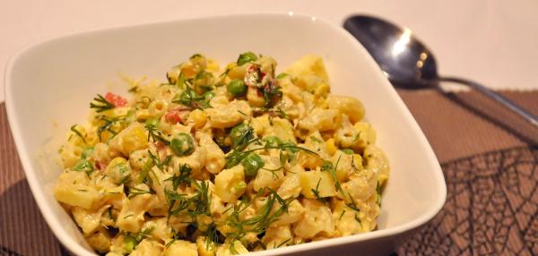 Tonnikala-makaronisalaatti