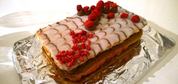 Vadelma-suklaa mille-feuille