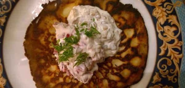 Blinit porotäytteellä