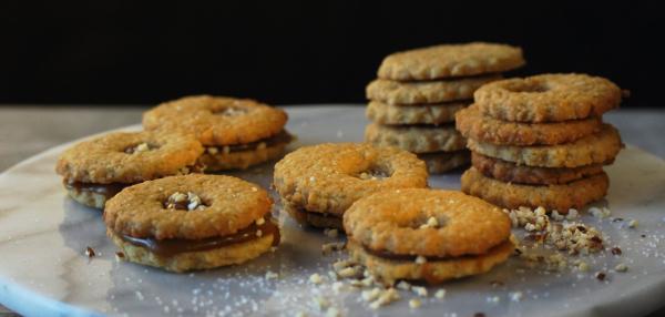 Itse tehty kauracookiestaikina