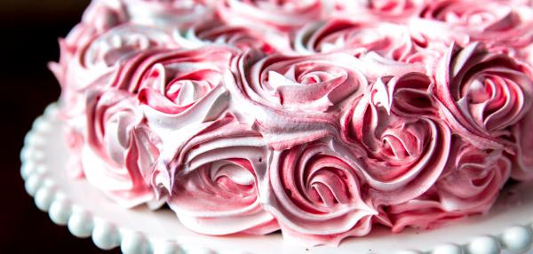 Helppo marenki-suklaakakku