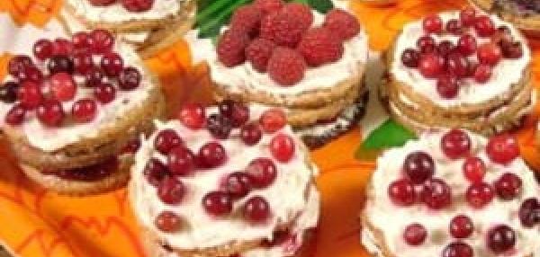Pirteät karpaloleivokset