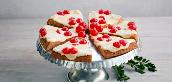 valkosuklaa-tonttukakku