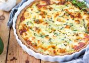 Kahden juuston kesäkurpitsapiirakka