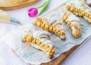 Biscoff-croissantit Voitaikinasta