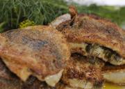 Paistetut silakkapihvit kaprisvoilla