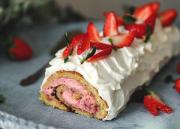 Kaurainen mansikkakääretorttu