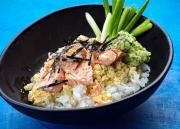 Lohi-avokado-donburi