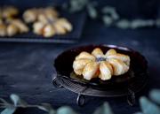 Lumihiutaletortut porkkanalaatikolla