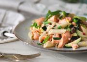 Sitruunainen lohipasta