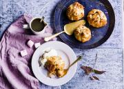 Vaahtokarkkiset uuniomenat