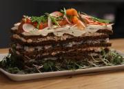 Voileipäkakku saaristolaisleivästä