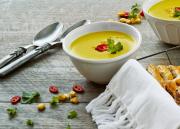 Chilillä maustettu maissikeitto