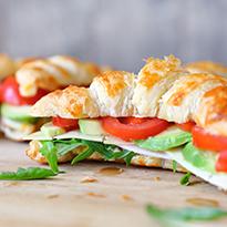 Croissant Club Sandwichit