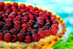 Rasvaton vadelma-lakkatorttu