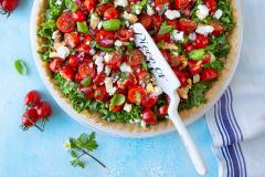 Tomaatti-salaattipiirakka