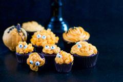 Suklaiset Halloween kuppikakut