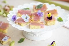 Raparperi-kookospiirakka