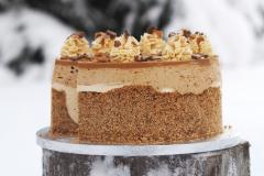 Iida Huhtaluhdan jouluinen kermaliköörikakku