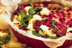 Iida Huhtaluhdan rukiinen juusto-rosollipiiras