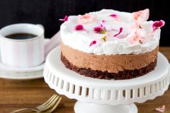 Vegaaninen suklaakakku