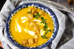 Maa-artisokkakeitto ja timjamimuru