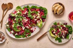 Lämmin punajuuri-fetasalaatti