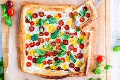 Tomaattipiirakka pellillinen