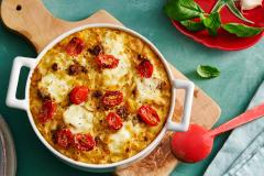 Myllyn Parhaan kahden juuston italialainen makaronilaatikko