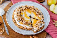 Myllyn Parhaan nopea omenapiirakka granolasta