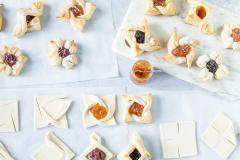 Joulutorttujen taittelu