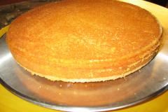 Pienehkö täytekakkupohja (6:lle)