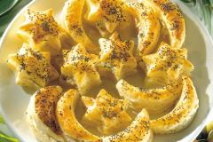 Appelsiini-Valkohomejuustotähdet