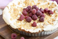 Vadelmainen Britatorttu