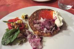 Blinit tattari-tumma olut -taikinasta