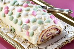 Kääretorttu ranskalaisilla pastilleilla