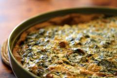 Nokkospiirakka Ricotta-Parmankinkkutäytteellä