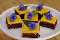 Punajuuri-suklaakakku