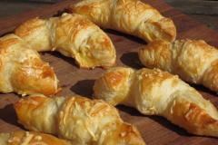 Pienet Juustocroissantit