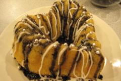 Tiikerikakku tai Tiikerimuffinit Salmiakkiraidoin